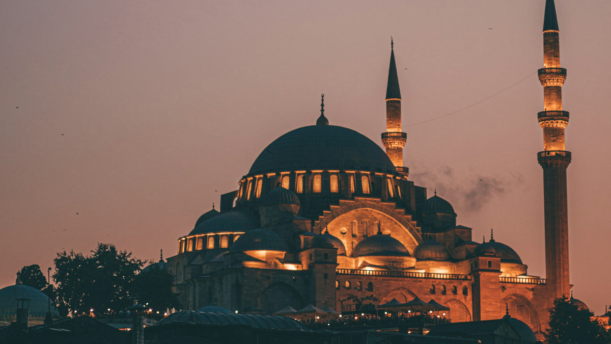 Süleymaniye-Moschee in Istanbul in der Abenddämmerung